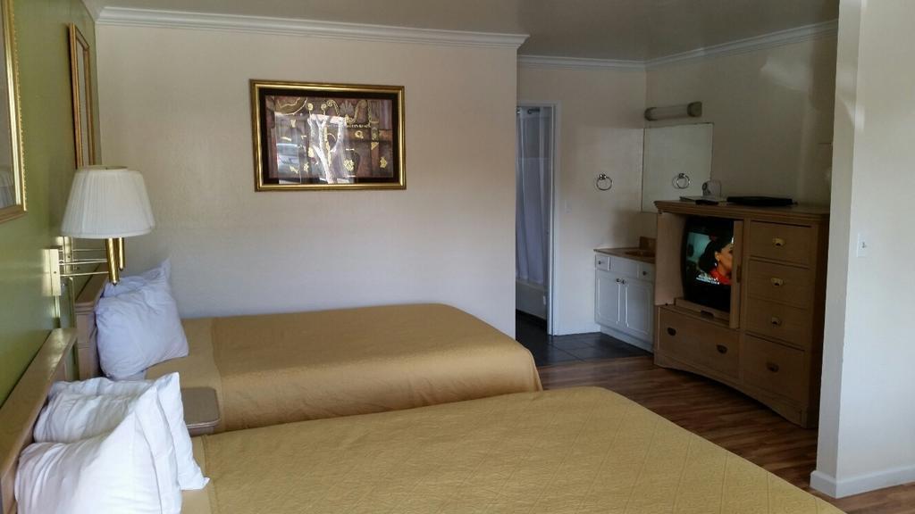 Kelseyville Motel Екстериор снимка