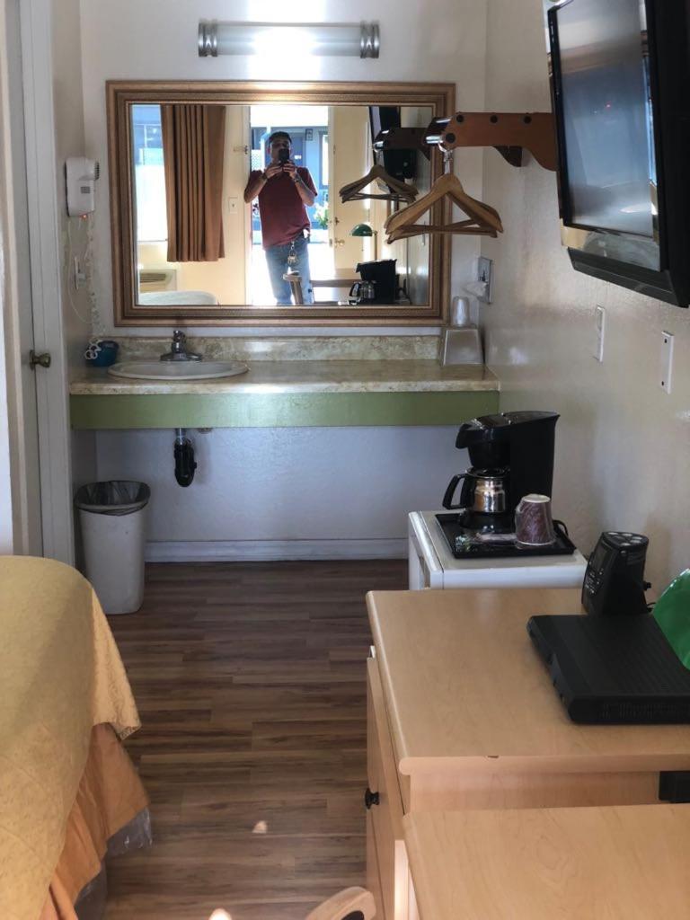 Kelseyville Motel Екстериор снимка