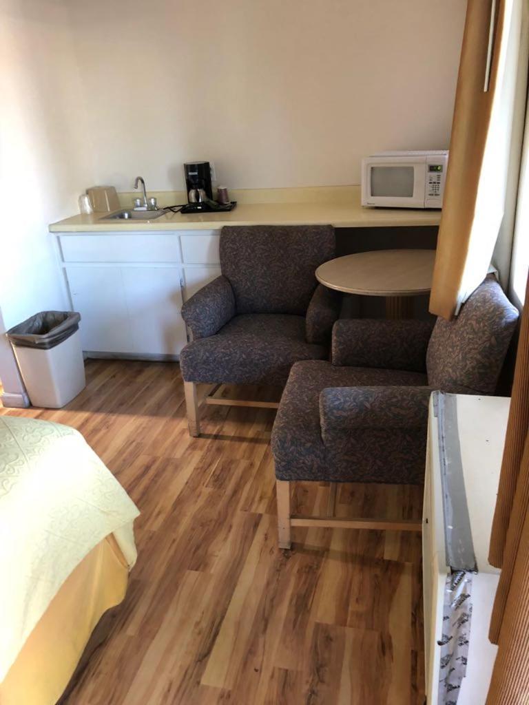Kelseyville Motel Екстериор снимка