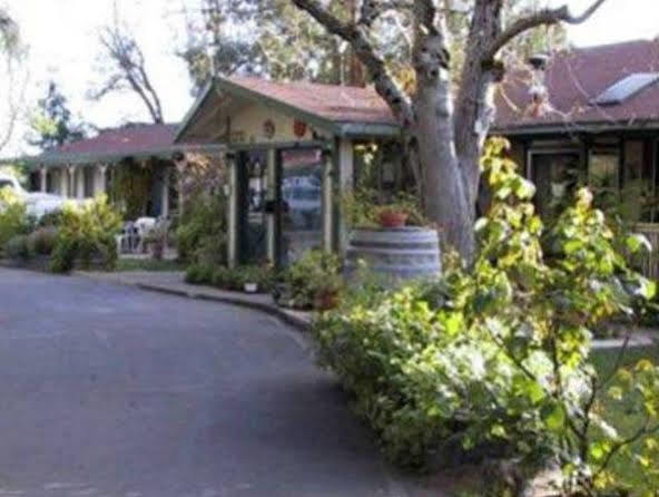 Kelseyville Motel Екстериор снимка