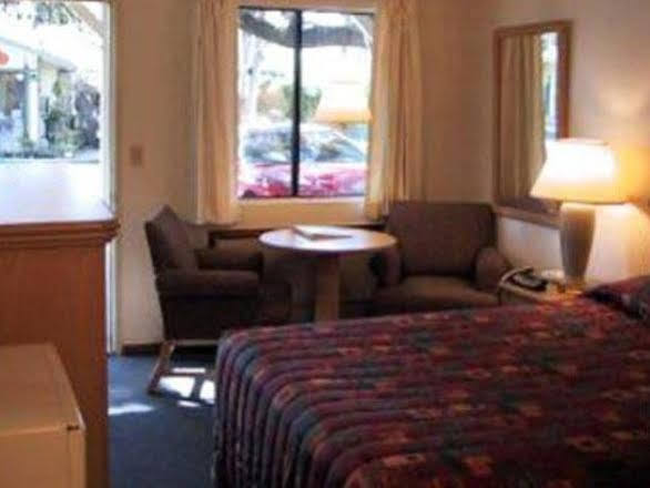 Kelseyville Motel Екстериор снимка